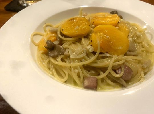 柿ときのこのクリームスパゲッティ